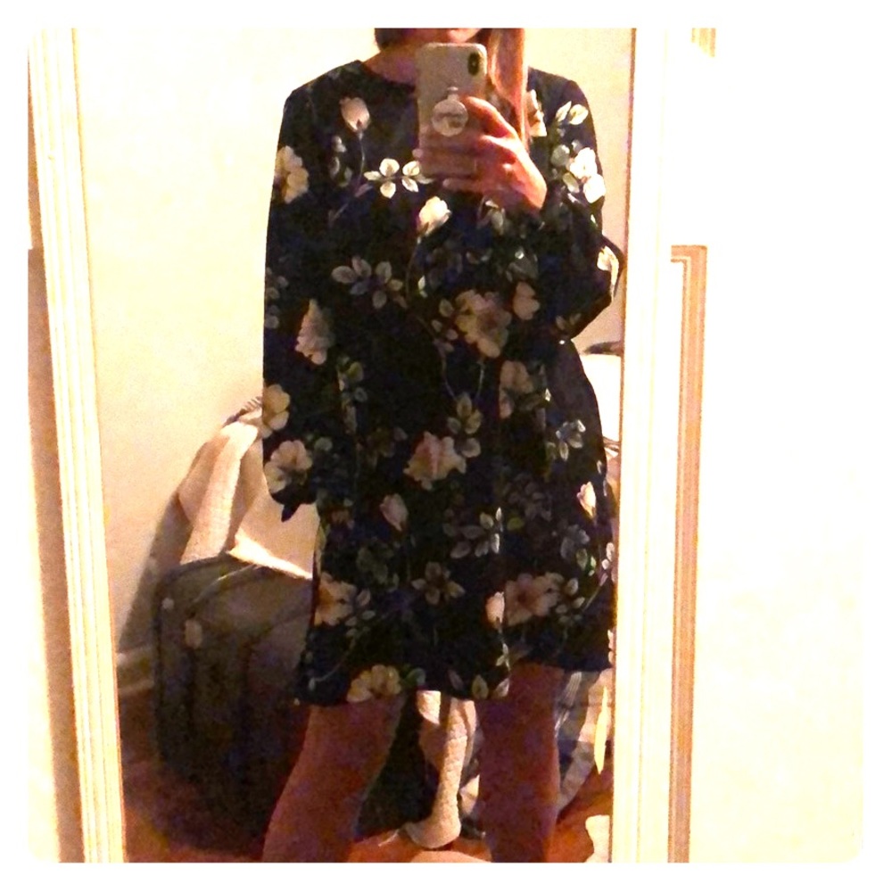 H & M Floral Shift Dress with Pockets